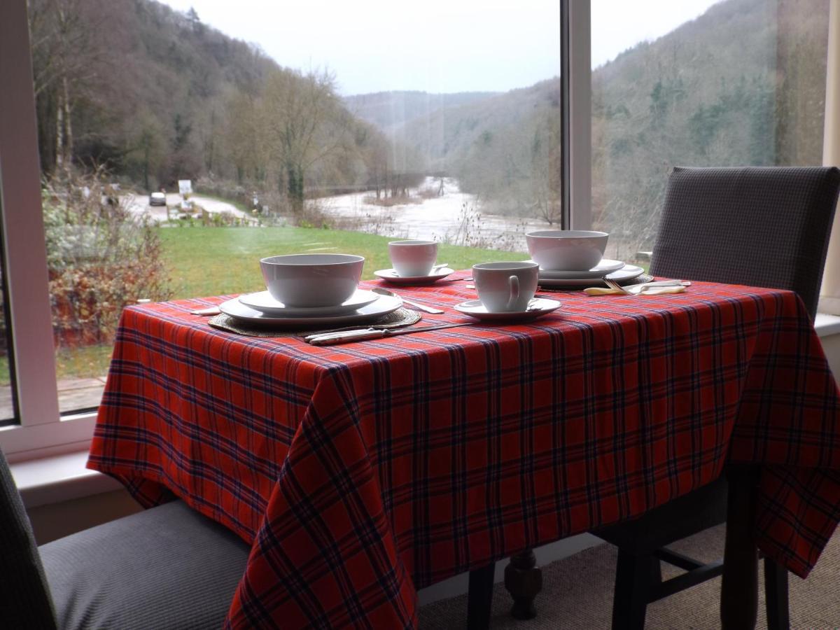 Wye Rapids House Bed & Breakfast Symonds Yat Bagian luar foto